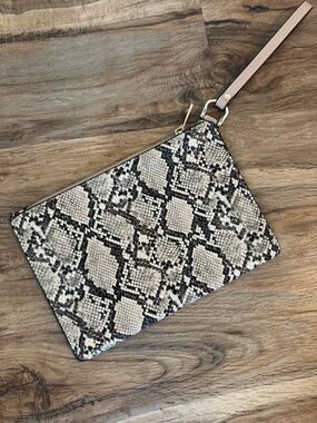 NEW Snakeskin Print Wristlet